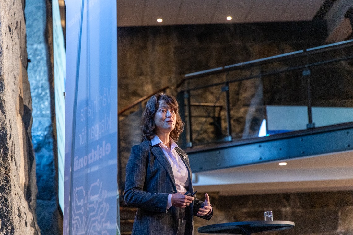 Sara Mazur, Verkställande ledamot på Knut och Alice Wallenbergs stiftelse, talare vid Stora Elektronikdagen 2025